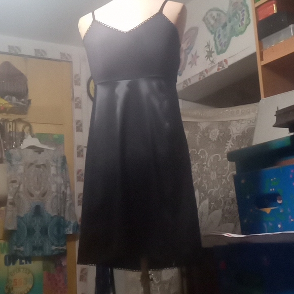 🤩💲2 For 15  Van Raalte vintage full length nylon slip in mint condition.  34 C - Picture 4 of 7